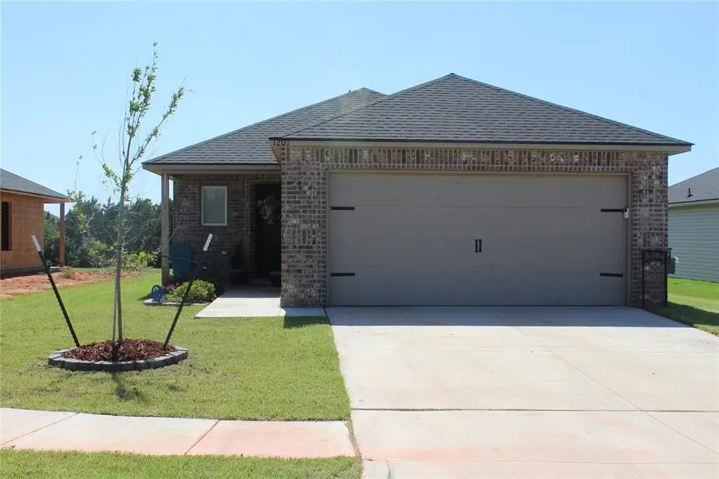 1201 N Stallion Drive, Guthrie, OK 73044 - Image #1