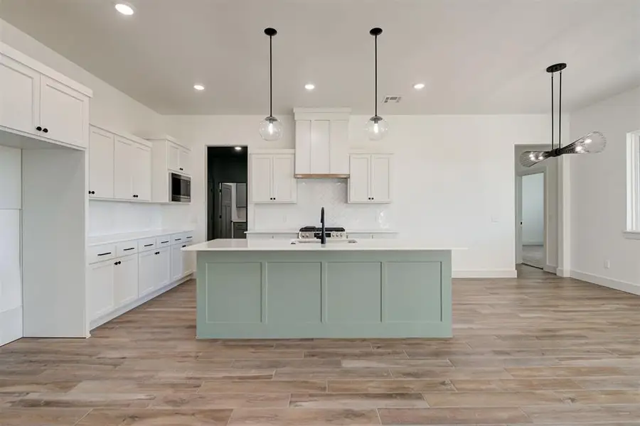 16105 Navarra Way, Oklahoma City, OK 73170 - #2