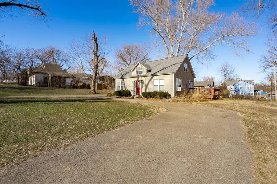 112 W First Street, Coyle, OK 73027 - Image #2