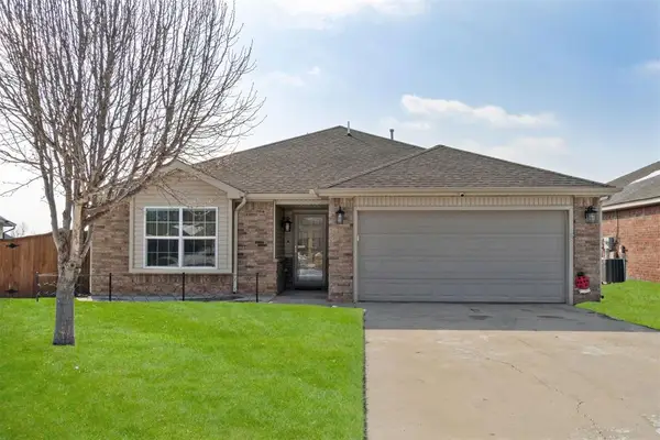 7305 Comrade Lane, Yukon, OK 73099