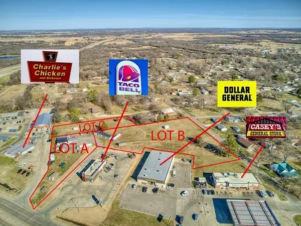 1107 W Gentry Avenue, Checotah, OK 74426