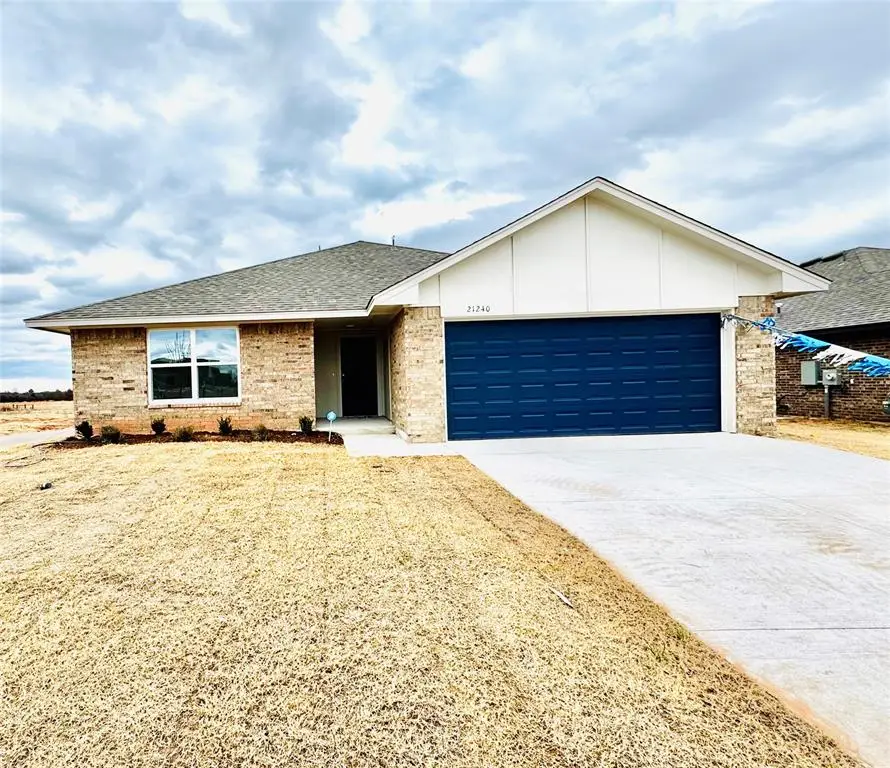 21240 SE 32nd Street, Harrah, OK 73045 - #1