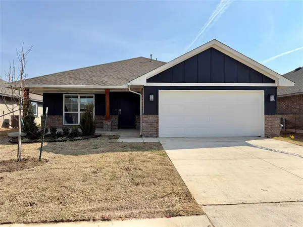 1004 Redwood Creek Drive, Yukon, OK 73099