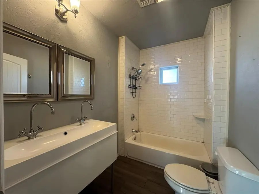 2929 NW 18th Street, Oklahoma City, OK 73107 - #3