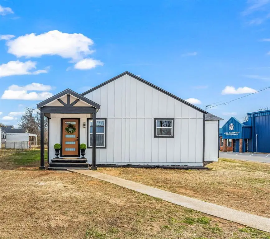 103 N 4th Street, Cyril, OK 73029 - Image #1