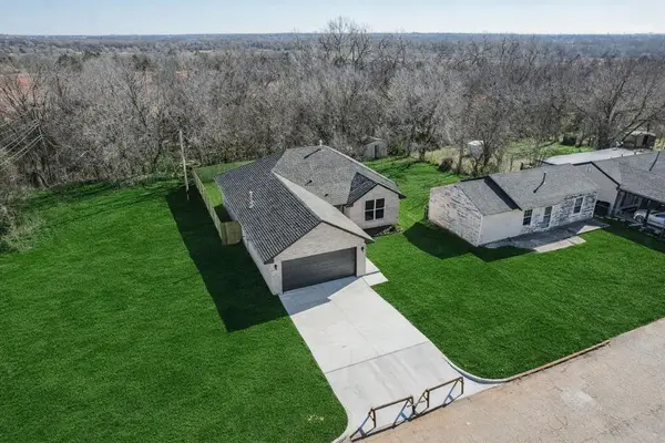 2004 N Cherry Avenue, Oklahoma City, OK 73121