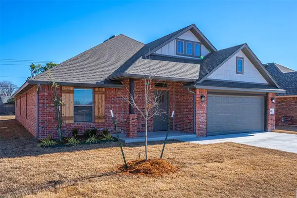 1916 Meadow Brook Road, Yukon, OK 73099