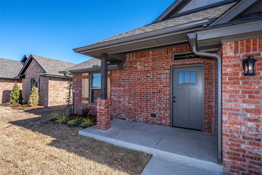 1916 Meadow Brook Road, Yukon, OK 73099 - Image #3