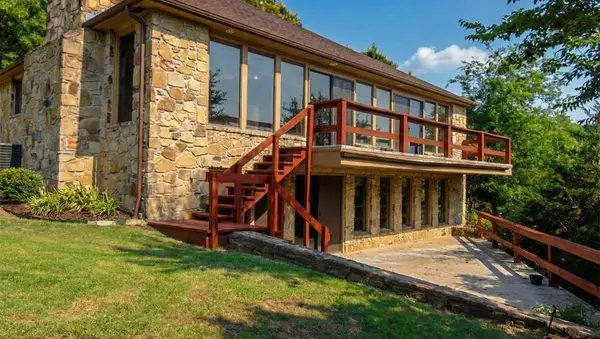 4276 Honey Creek Drive, Davis, OK 73030