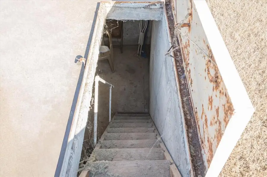 821 E A Street, Watonga, OK 73772 - #3