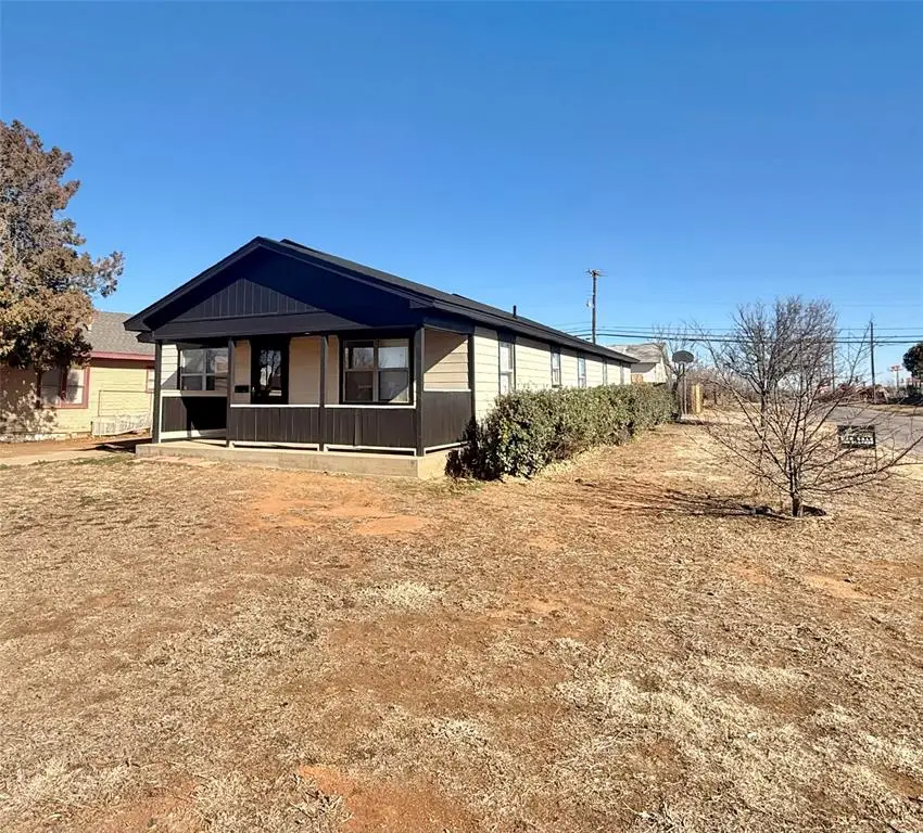 1102 N Lee Street, Altus, OK 73521 - Image #2