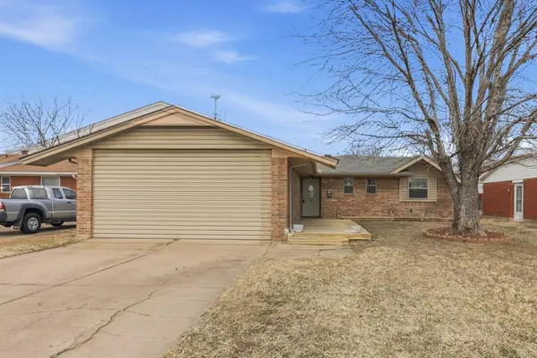 117 SW 6th Street, Moore, OK 73160