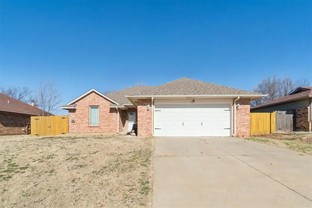 20071 Roman Road, Harrah, OK 73045 - Image #1