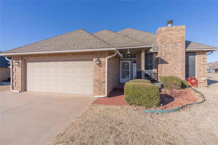 629 E Elder Lane, Mustang, OK 73064 - Image #3