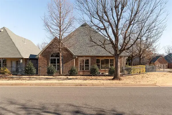 3717 Bonaire Place, Edmond, OK 73013