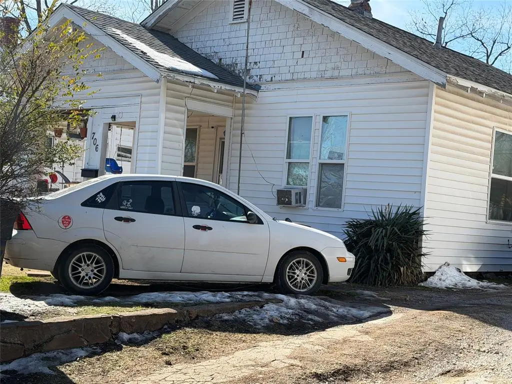 706 N Louisa Avenue, Shawnee, OK 74801 - #1