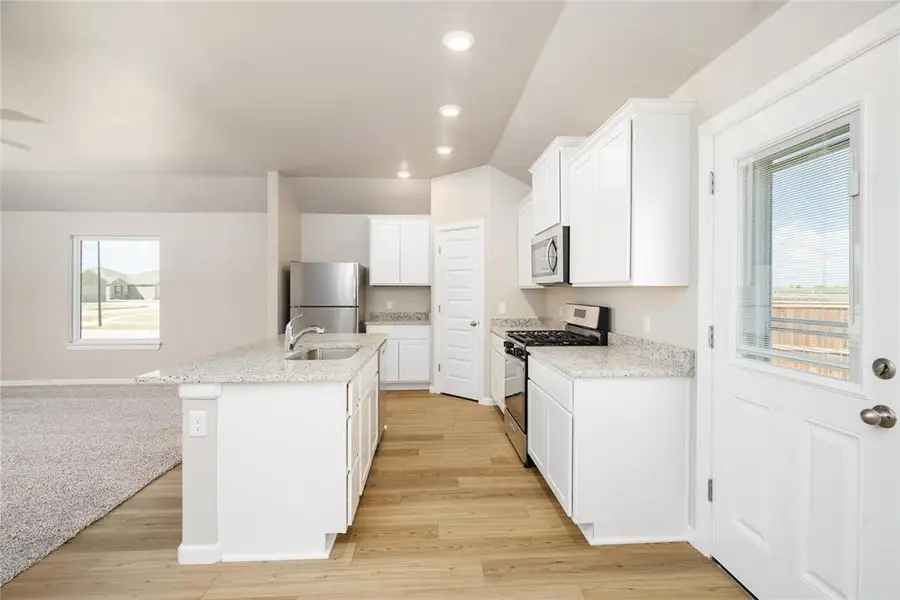 720 Luna Way, Tuttle, OK 73089 - Image #3