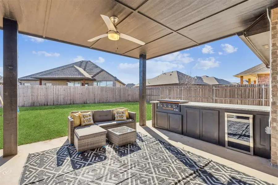 20590 Legacy Crossing, Harrah, OK 73045 - Image #2