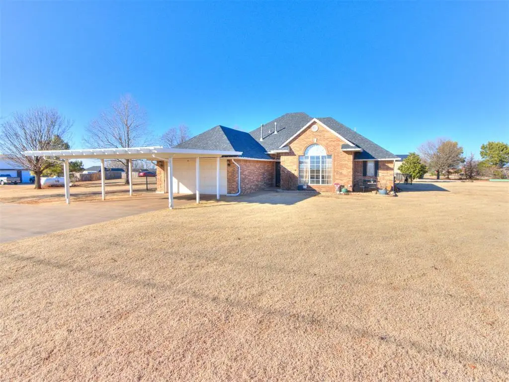 1874 E Rock Creek Road, Tuttle, OK 73089 - #1