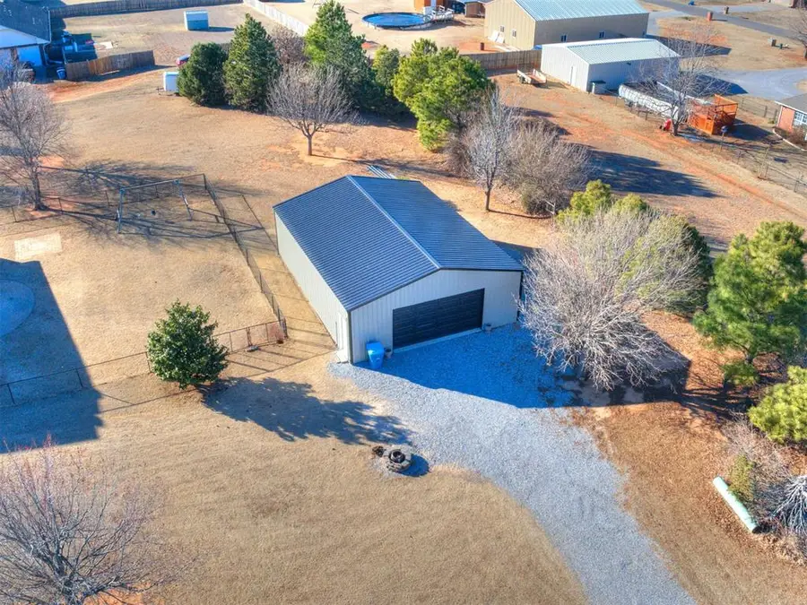1874 E Rock Creek Road, Tuttle, OK 73089 - #2
