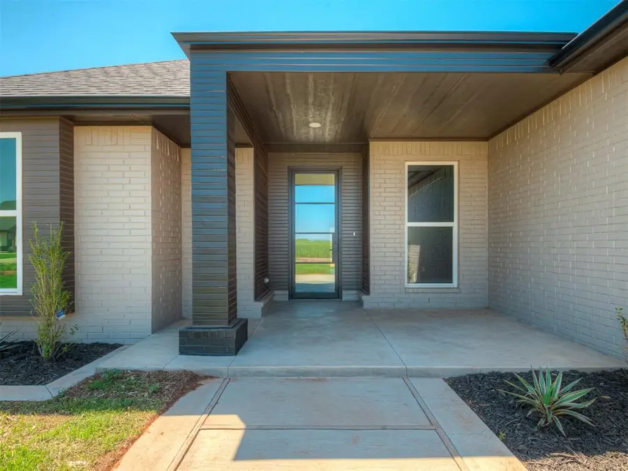 25198 Scarlett Street, Cashion, OK 73016 - Image #3
