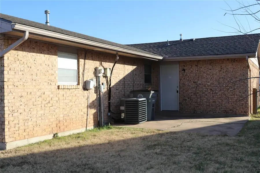 6905 SW Forest Avenue, Lawton, OK 73505 - Image #3