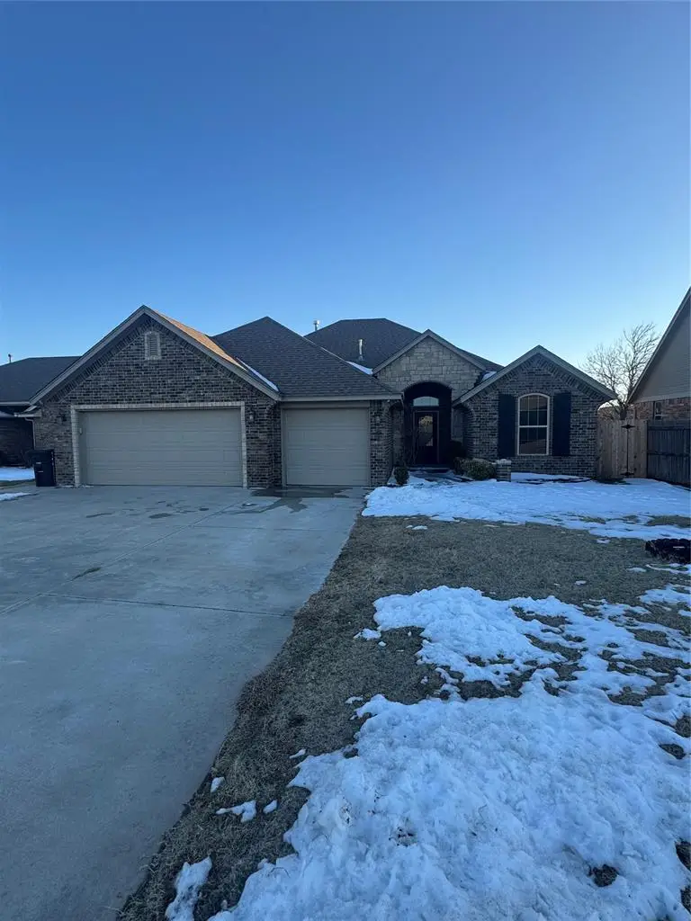 924 SW 15th Street, Moore, OK 73160 - #1