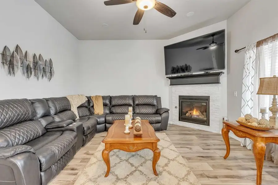 9221 NW 91st Street, Yukon, OK 73099 - Image #3