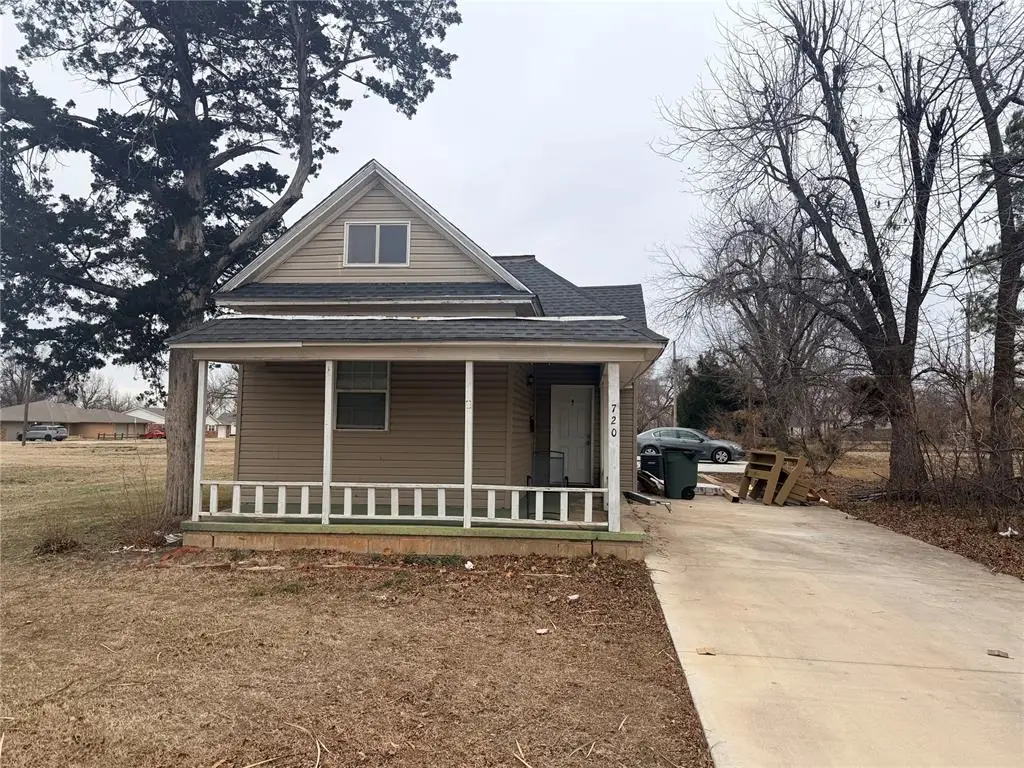 720 N Boulevard Street, Edmond, OK 73034 - Image #1