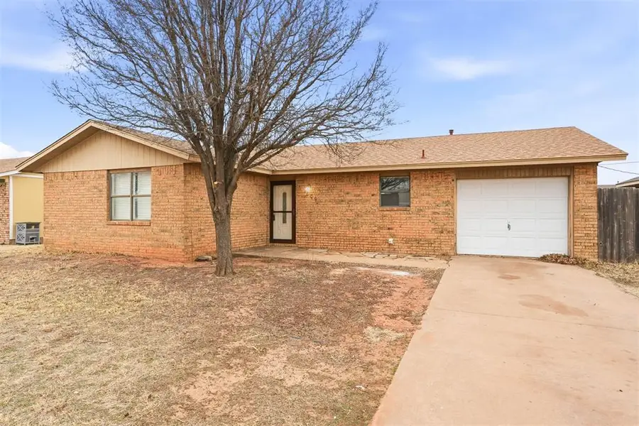 1009 Stewart Street, Altus, OK 73521 - Image #2