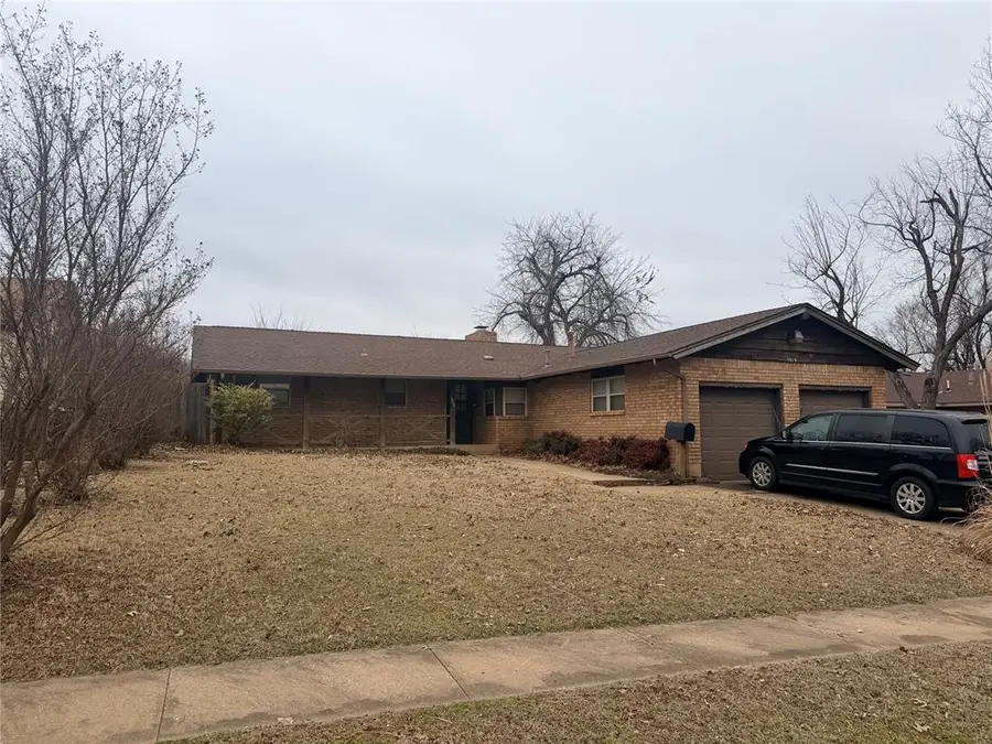 1010 Crown Drive, Edmond, OK 73034 - Image #2