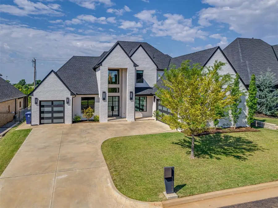 15713 James Thomas Court, Edmond, OK 73013 - Image #2