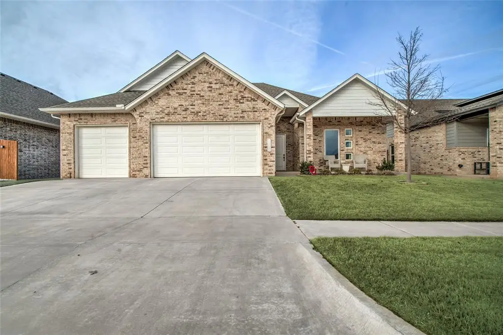 15917 Capri Lane, Edmond, OK 73013 - Image #1