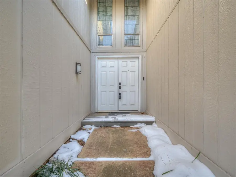 10011 Hefner Village Terrace, Oklahoma City, OK 73162 - Image #2