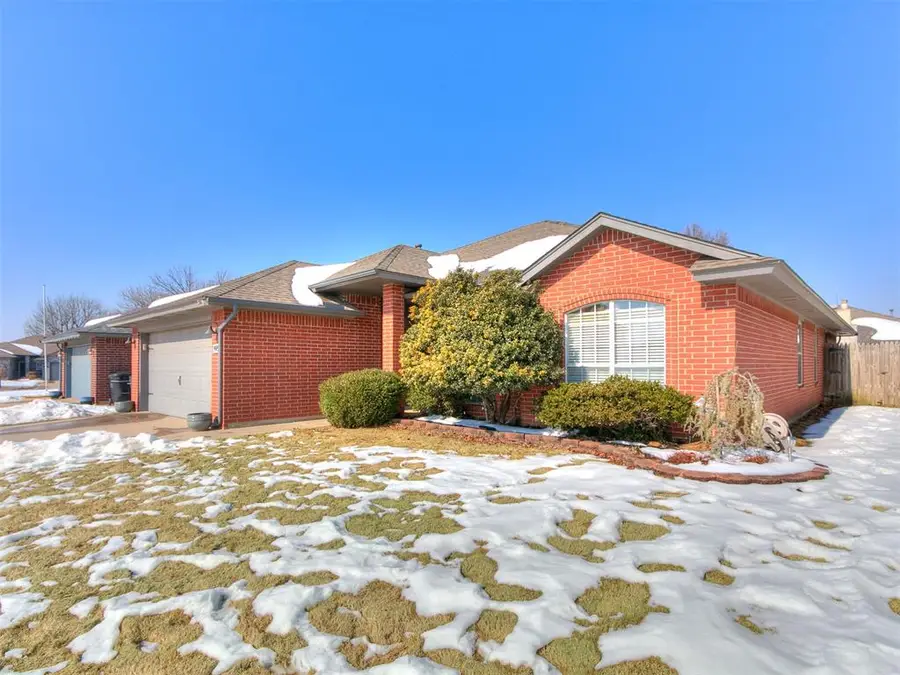 905 SE 38th Street, Moore, OK 73160 - Image #2