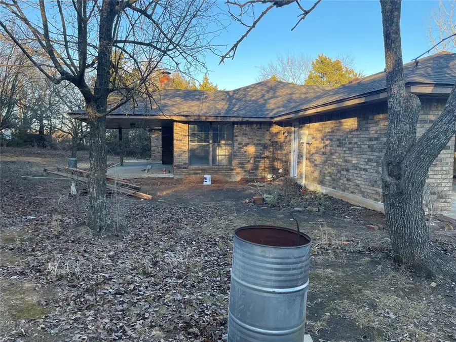 1201 Rolling Hills Drive, Harrah, OK 73045 - Image #2