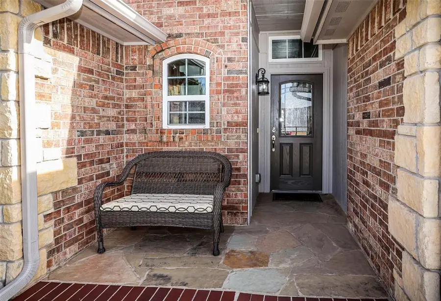 18304 Camborne Avenue, Edmond, OK 73012 - Image #3