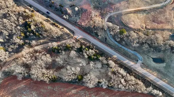 2 N Anderson Road, Arcadia, OK 73007