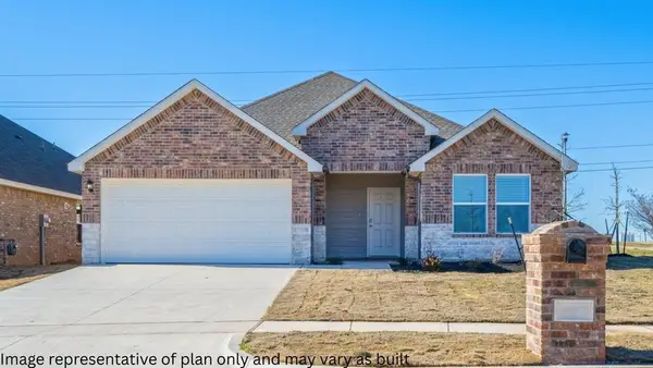 945 S Bear Lane, Mustang, OK 73064