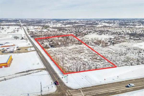 14th St & E Hubbard Rd, Ponca City, OK 74604