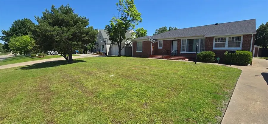 1120 Fenwick Place, Nichols Hills, OK 73116 - Image #3