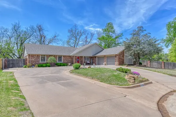 116 Saint Charles Place, Chickasha, OK 73018
