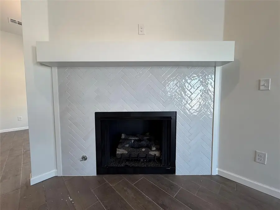 1109 Redwood Creek Drive, Yukon, OK 73099 - #3