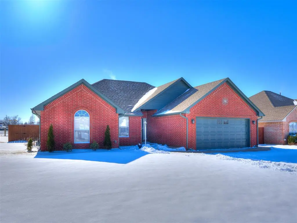 320 W Pines Way, Mustang, OK 73064 - Image #1