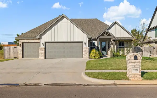 3909 Sorano Drive, Moore, OK 73160