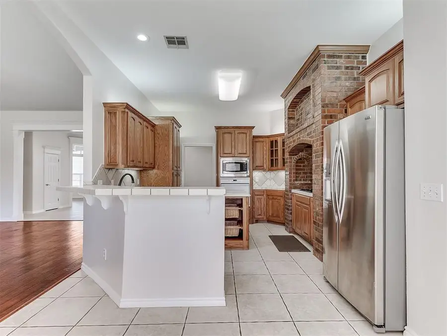 1100 Kingsway Avenue, Yukon, OK 73099 - Image #3