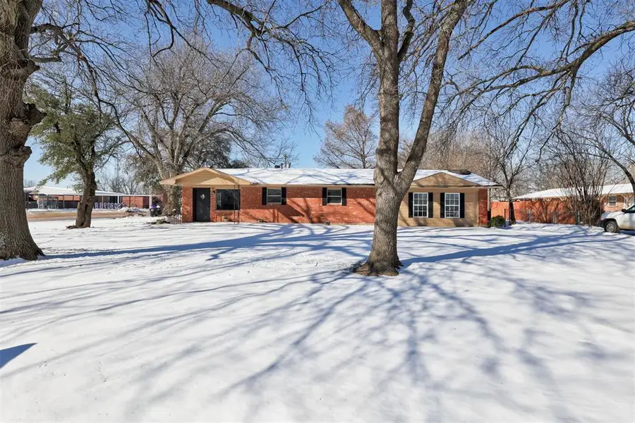 220 S 5th Street, Noble, OK 73068 - #3