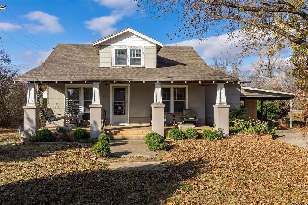 301 E Mckinley Avenue, Apache, OK 73006 - Image #1