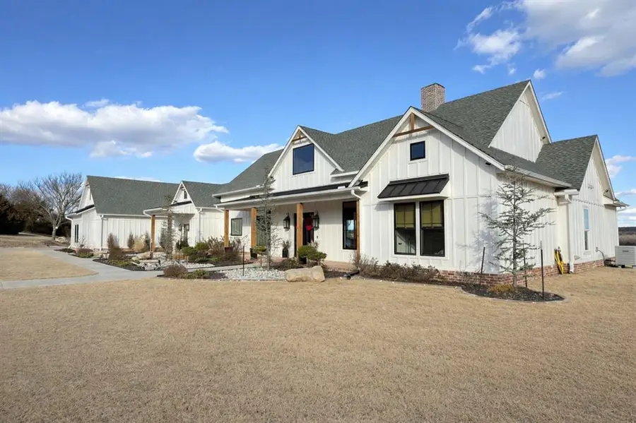 213 S Clay Road, Yale, OK 74085 - Image #2