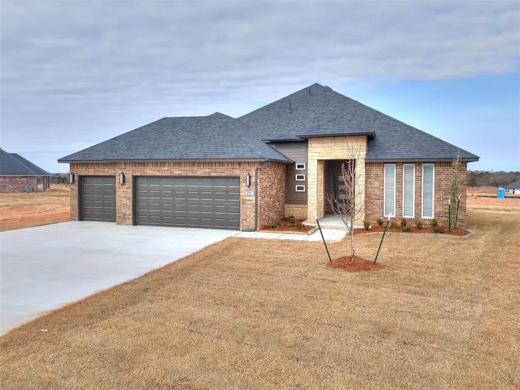 257 Sage Brush Way, Edmond, OK 73025 - Image #1
